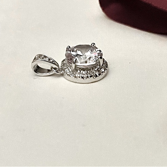 Silver Halo Round Faux Diamond Pendent - Picture 5 of 6